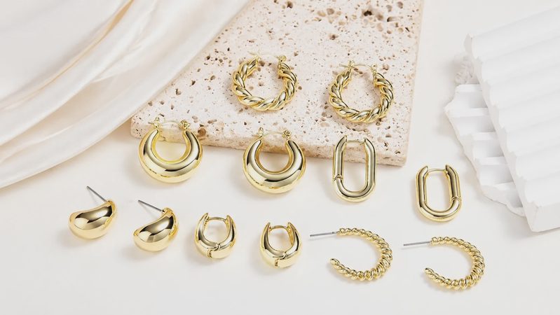 Gold Hoop Earrings: Finding Pieces That Deliver Real Everyday Polish